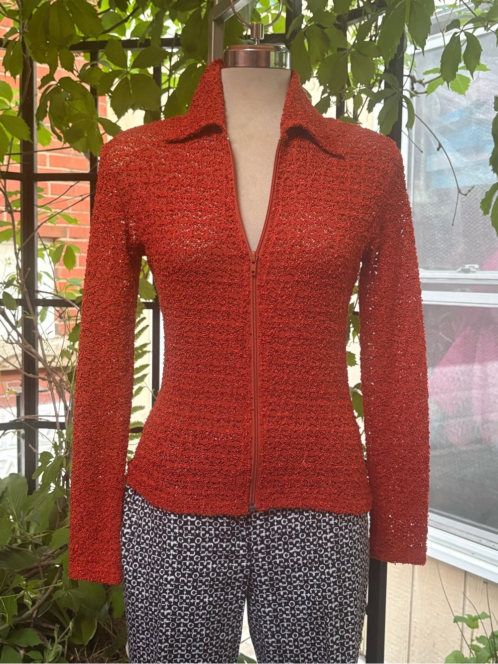Textured Red Zip-Front Knit Top Size S